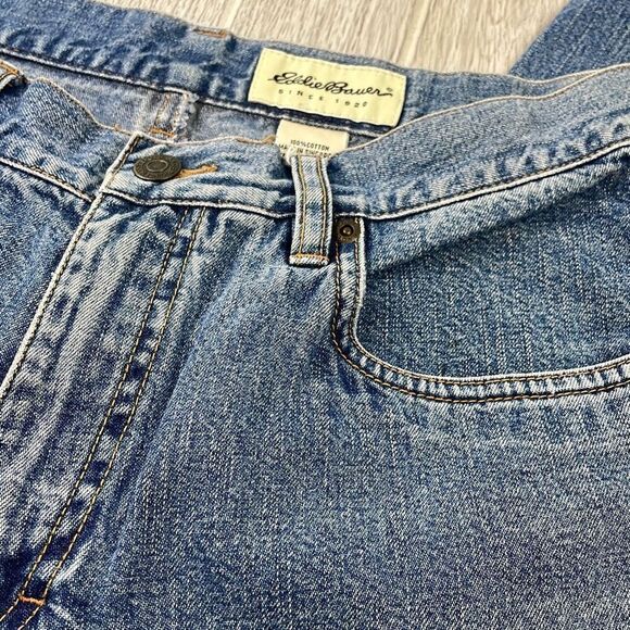 Eddie Bauer Women's Rigid Denim Straight Leg Capri Jeans Blue Size 6 - Picture 6 of 12